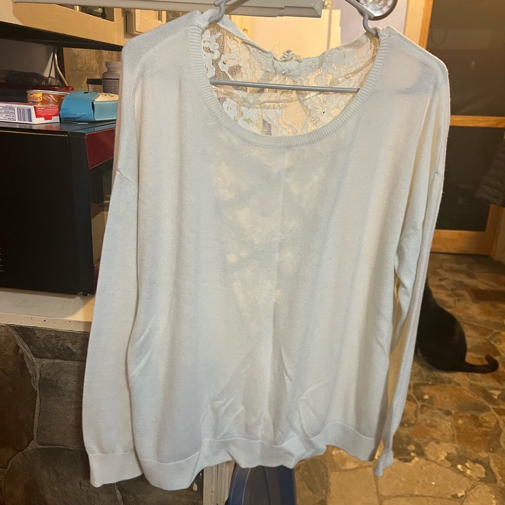 Lightweight long sleeve Maurice’s shirt